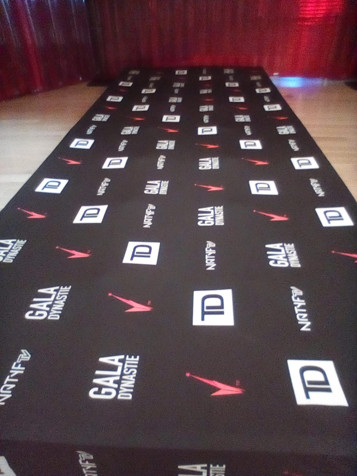 PopUp Wall